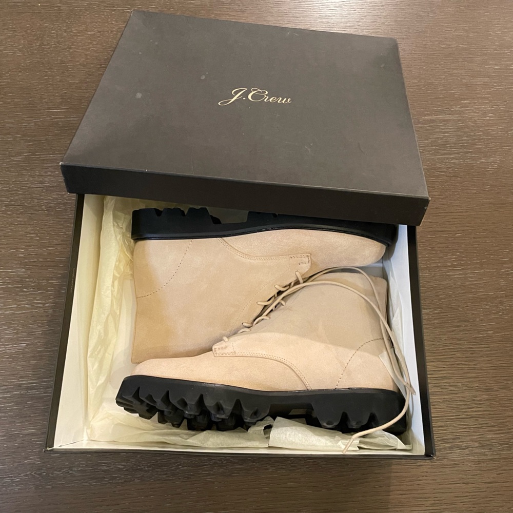NEW J Crew Gwen Lug Sole Suede Lace Up Boot
